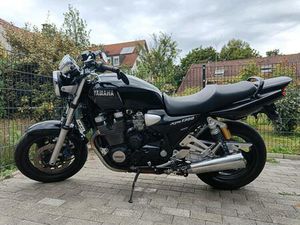 YAMAHA XJR 1300 RP02