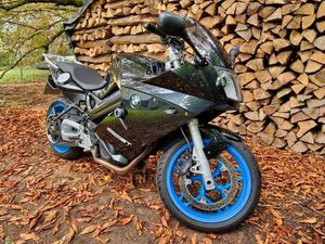 BMW F800ST VIEL ZUBEHÖR, TIEFERGELEGT
