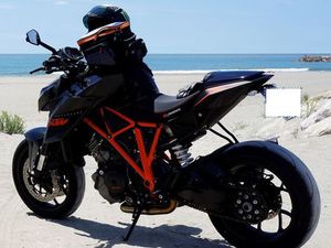 KTM 1290 SUPER DUKE 1290 R
