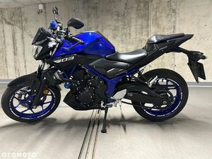 YAMAHA MT