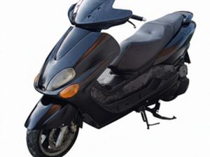 YAMAHA MAJESTY 150 CC