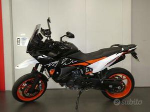KTM 890 SMT 2024