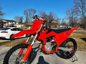 2021 KTM 450 SX-F - ORANGE