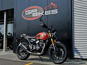 2026 TRIUMPH SCRAMBLER 400 X BAJA ORANGE