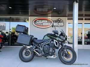 2017 TRIUMPH TIGER EXPLORER XCA MATT KHAKI GREEN