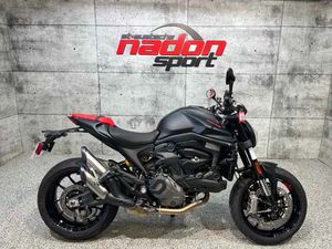 2025 DUCATI MONSTER
