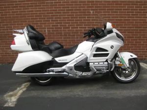 2014 HONDA GL1800 GOLD WING - ADOPTED BY SIR ROGER “THE ROAD WAR