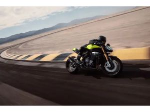 2025 TRIUMPH SPEED TRIPLE 1200 RX