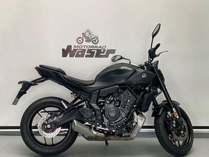 YAMAHA MT-07 2025