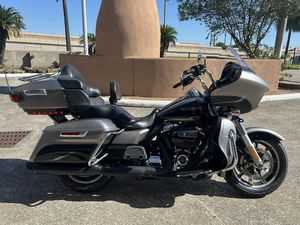 2017 HARLEY-DAVIDSON FLTRU - ROAD GLIDE ULTRA