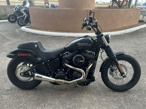 2018 HARLEY-DAVIDSON SOFTAIL FXBB - STREET BOB