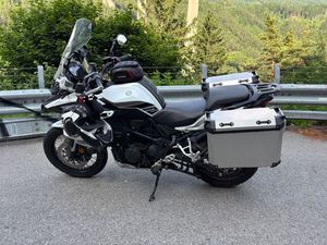 BENELLI TRK 502X