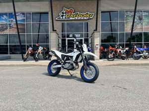 2025 SUZUKI DR-Z4SM DRZ400SMM5