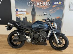 YAMAHA FZ6 (98CV) 2006 600 CM3 | MOTO ROADSTER | 25 087 KM | 45160 OLIVET