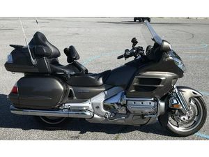 2010 HONDA® GL18HPM