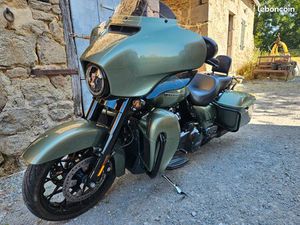 HARLEY-DAVIDSON STREET GLIDE SPECIAL 2021