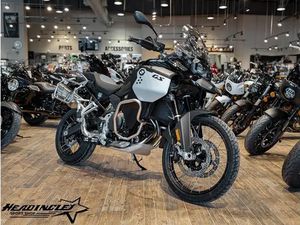 2025 BMW F 900 GS ADVENTURE // BLACK STORM METALLIC