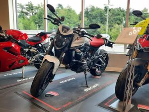 2025 DUCATI MONSTER MONSTER 937+ MONSTER MONSTER MONSTER