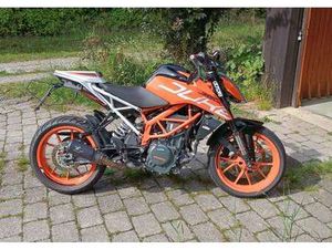 KTM 390 DUKE