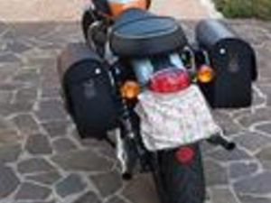 TRIUMPH BONNEVILLE - 2023