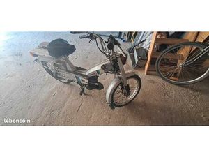 MBK MOTOBECANE 51V■DEMARRE ET ROULE SANS PROBLÈME. ■CARTE GRISE EN MON NOM.■DERNIER CT FAIT LE 06/12/2024