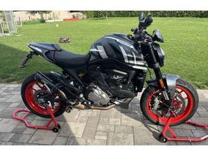 DUCATI MONSTER 937