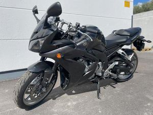 YAMAHA FZ1 FAZER WENIG KILOMETER
