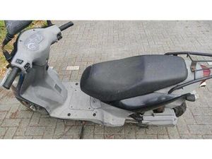 ALTE SYM ROLLER, 4 TAKT FÜR BASTLER