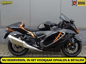 SUZUKI GSX 1300 R HAYABUSA ZWART