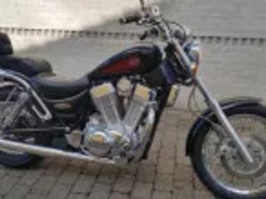 SUZUKI VS 1400 INTRUDER