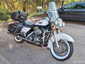 MOTO HARLEY DAVIDSON ROAD-KING