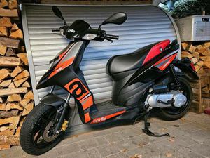 APRILIA SR50 MOTARD