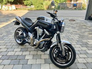 YAMAHA MT-01 EZ 2005 MIT AKRAPOVIC-ANLAGE