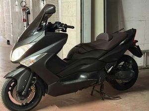 YAMAHA TMAX 500