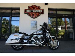 HARLEY-DAVIDSON FLHXSE CVO STREET GLIDE