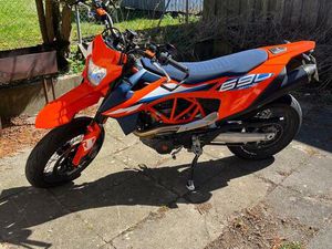 KTM SMCR 690