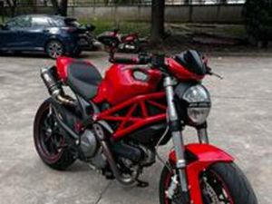DUCATI MONSTER 796 A2