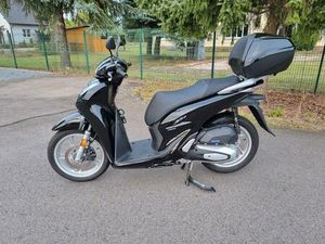 HONDA SH 150 I ABS MIT TOPCASE