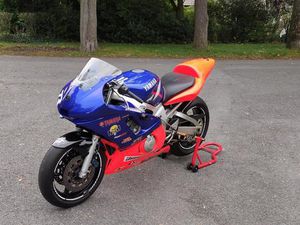 YAMAHA YZF-R6 RJ03 BJ 2001 - RENNSTRECKE