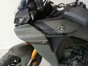 YAMAHA - TRACER 9