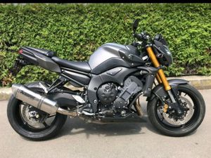 FZ8NA / SWISS EDITION