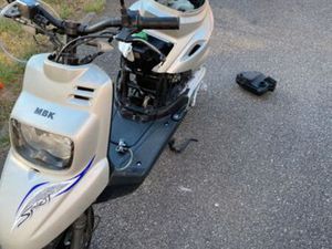 ÉCHANGE BOOSTER MBK CONTRE PEUGEOT 103