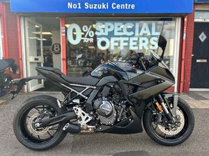 NEW SUZUKI GSX-8R FOR SALE IN ROMFORD
