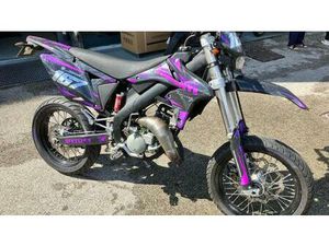 VENDO VALENTI SM 50 (2014) USATA A ARCO (CODICE 9818249) - MOTO.IT