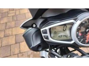 STREET TRIPLE RX ABS (2016 - 17)