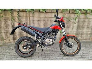 VENDO BETAMOTOR URBAN 200 (2008 - 16) USATA A CASTELNUOVO DON BOSCO (CODICE 9818045) - MOTO.IT