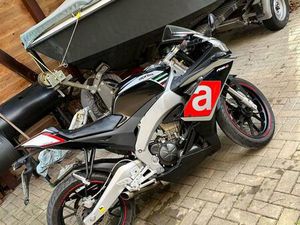 APRILIA RS4 125