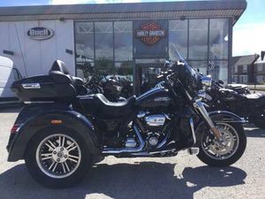2021 HARLEY-DAVIDSON TRI GLIDE ULTRA FLHTCUTG CUSTOM COLOUR (21MY) TRIAL BIKE PETROL MANUAL