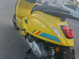 VESPA PRIMAVERA 125 S PŘEDVÁDĚCÍ MODEL