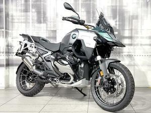 VENDO BMW R 1300 GS ADVENTURE (2025) NUOVA A CASALGRASSO (CODICE 9817648) - MOTO.IT